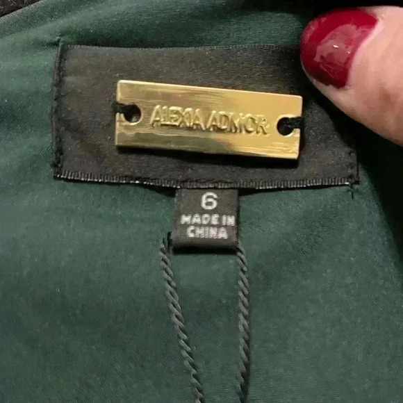 Alexia Admor cocktail Dress Green Satin Wrap Dress Size 6 - Picture 4 of 6